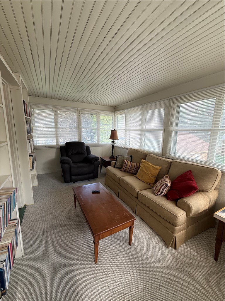 65 Alameda Street Rochester, NY 14613 - Photo 23 of 33
