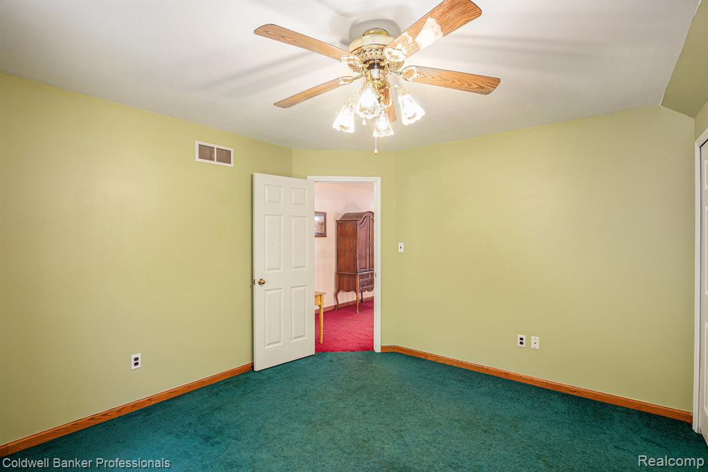 5511 Blood Road Metamora, MI 48455 - Photo 23 of 47