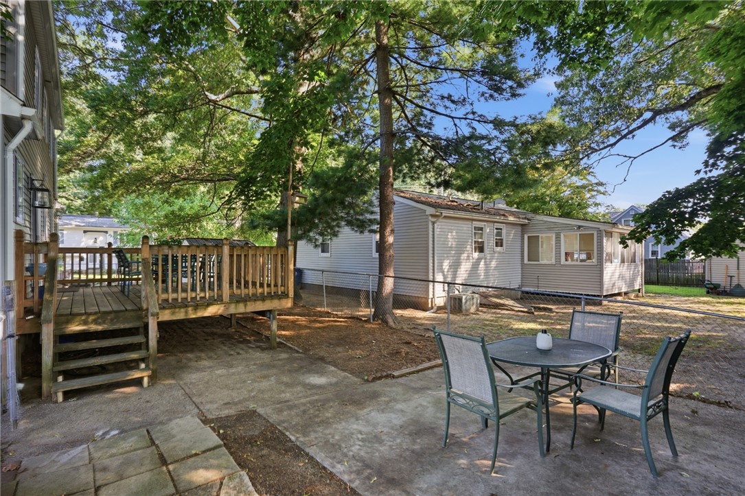 6 Adrian Street Warwick, RI 02886 - Photo 28 of 30 Gallery Image 28