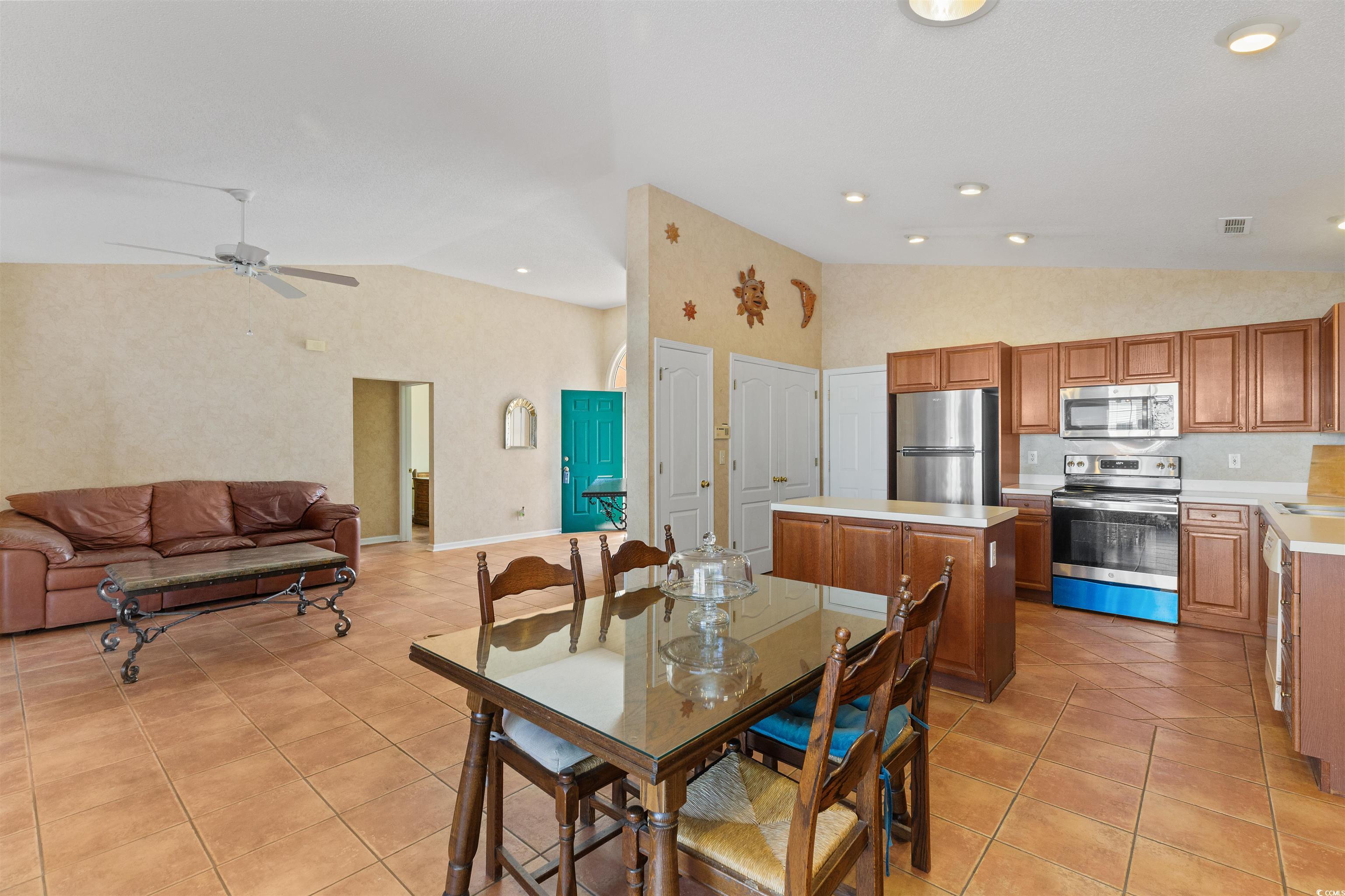 9827 Simonton Court Murrells Inlet, SC 29576 - Photo 6 of 40