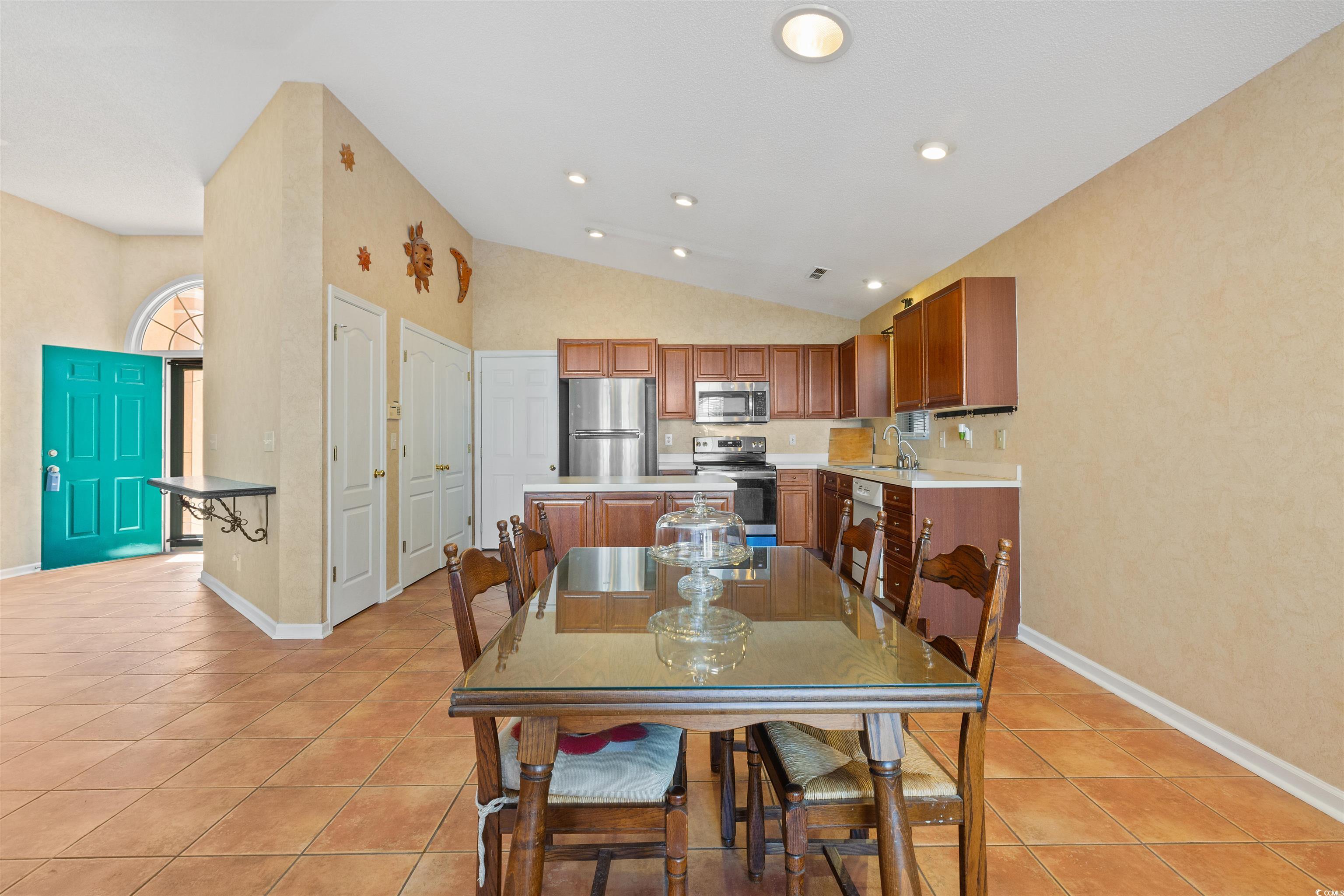 9827 Simonton Court Murrells Inlet, SC 29576 - Photo 8 of 40