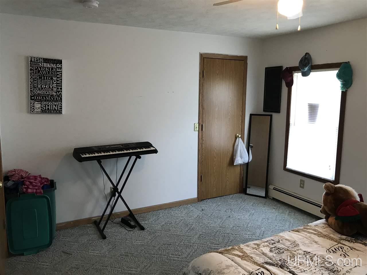 7011 P Road Gladstone, MI 49837 - Photo 19 of 38