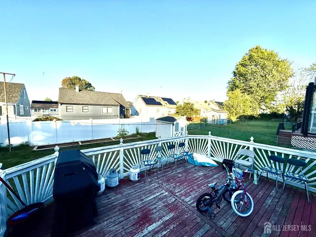 $525,000 | 208 Julius Street, Iselin, NJ 08830