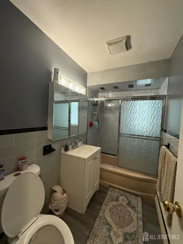 $525,000 | 208 Julius Street, Iselin, NJ 08830