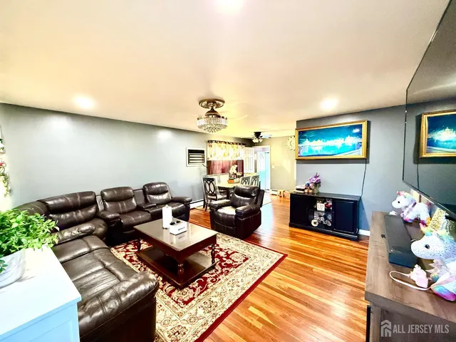 $525,000 | 208 Julius Street, Iselin, NJ 08830