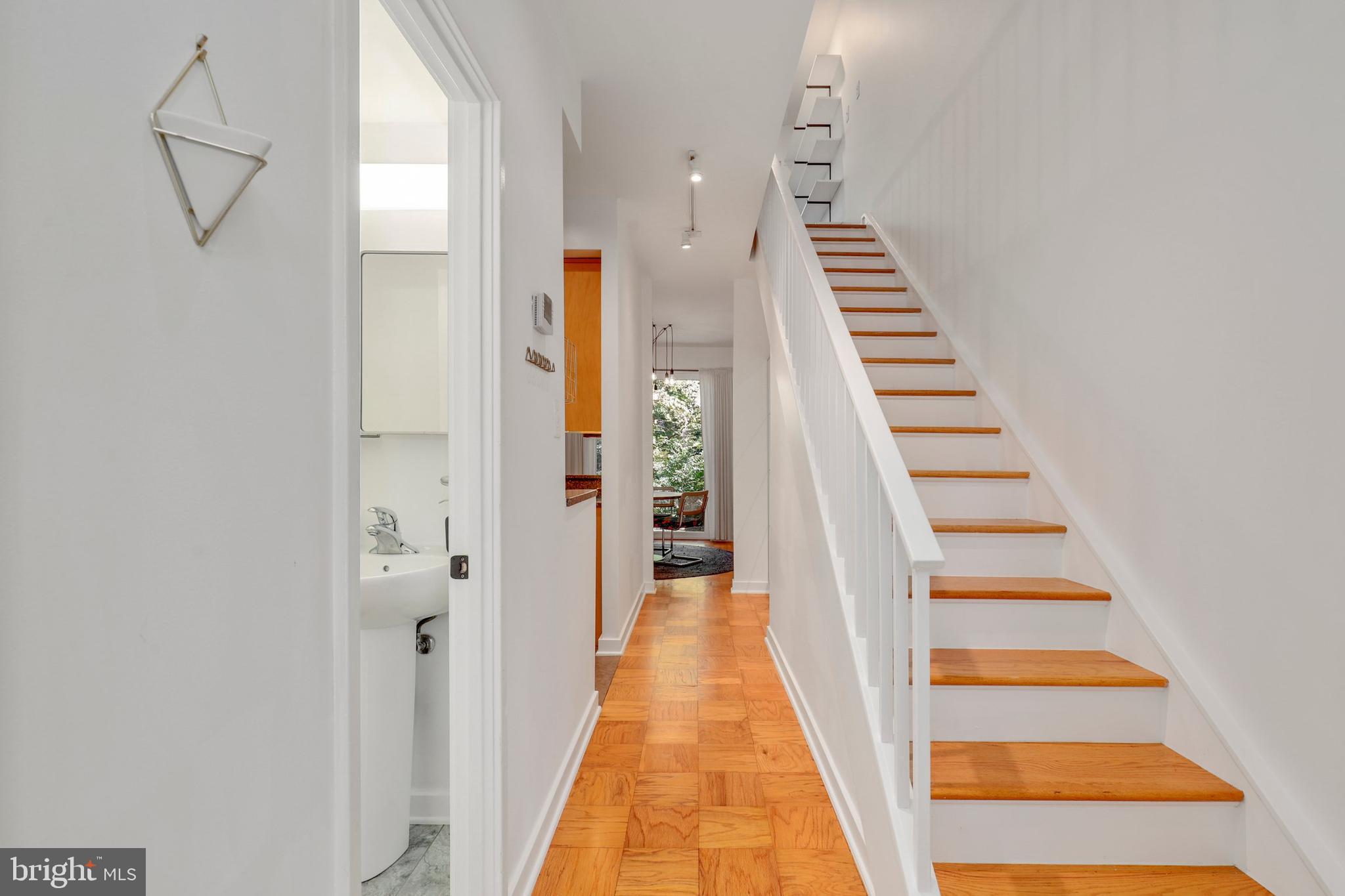 11459 Waterview Cluster Reston, VA 20190 - Photo 2 of 40