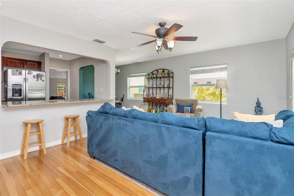 1223 Union Street Clearwater, FL 33755 - Photo 4 of 46