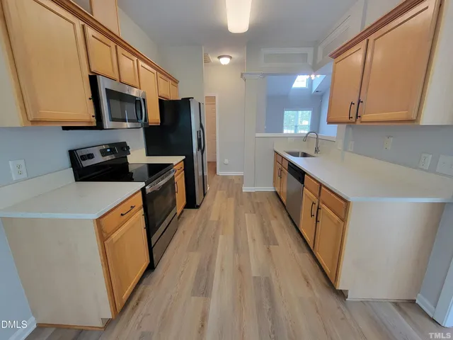 $2,195 | 7954 Willowglen Drive, Raleigh, NC 27616