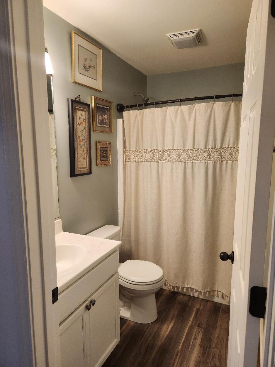 838 Daisy Circle Northeast De Motte, IN 46310 - Photo 32 of 41 a bathroom with a sink toilet and shower
