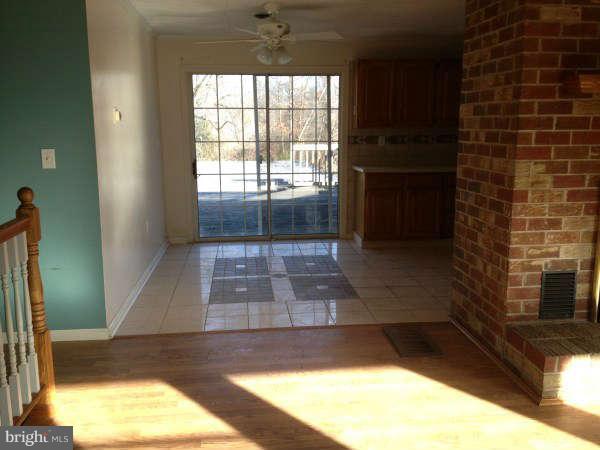 6902 Yale Road Middle River, MD 21220 - Photo 5 of 12 Kitchen