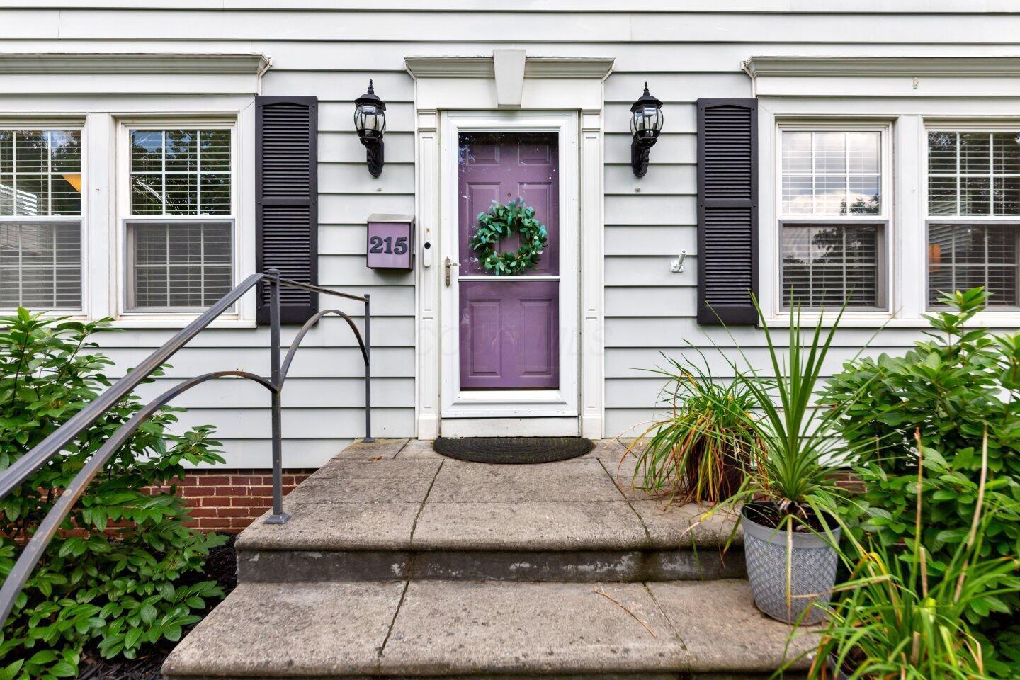 215 Piedmont Road Columbus, OH 43214 - Photo 5 of 66 004-215PiedmontRoad-Columbus-OH-43214-SM