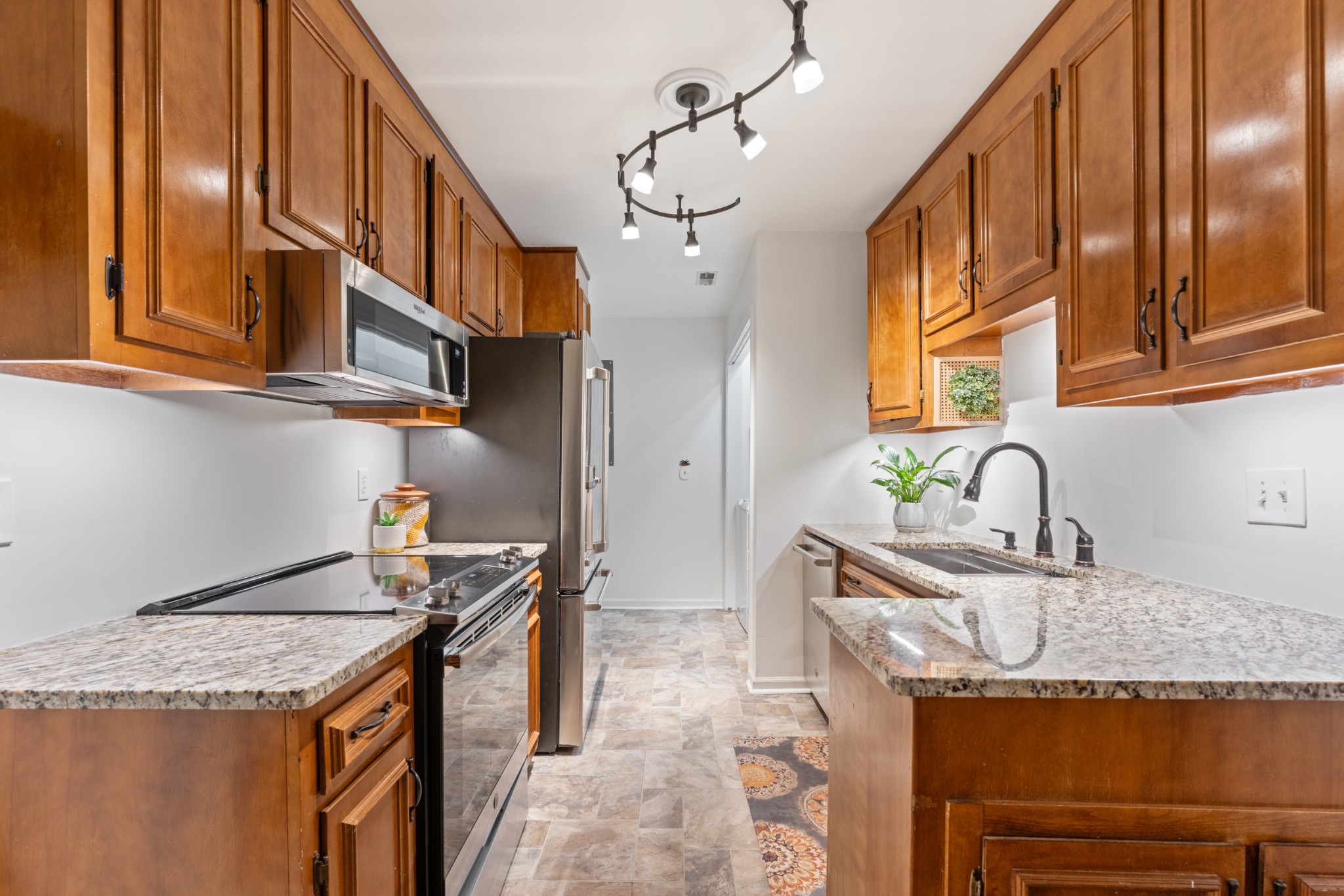 886 General George Patton Road Nashville, TN 37221 - Photo 15 of 35