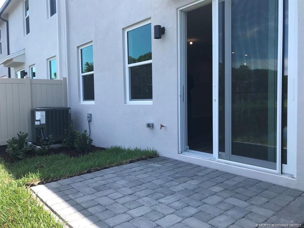 3919 Southeast Mentmore Lane Stuart, FL 34997 - Photo 10 of 13