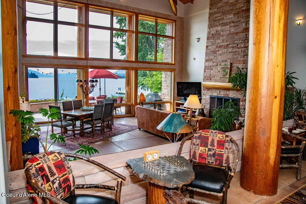 440 Pringle Hope, ID 83836 - Photo 12 of 46 Living Room has great views