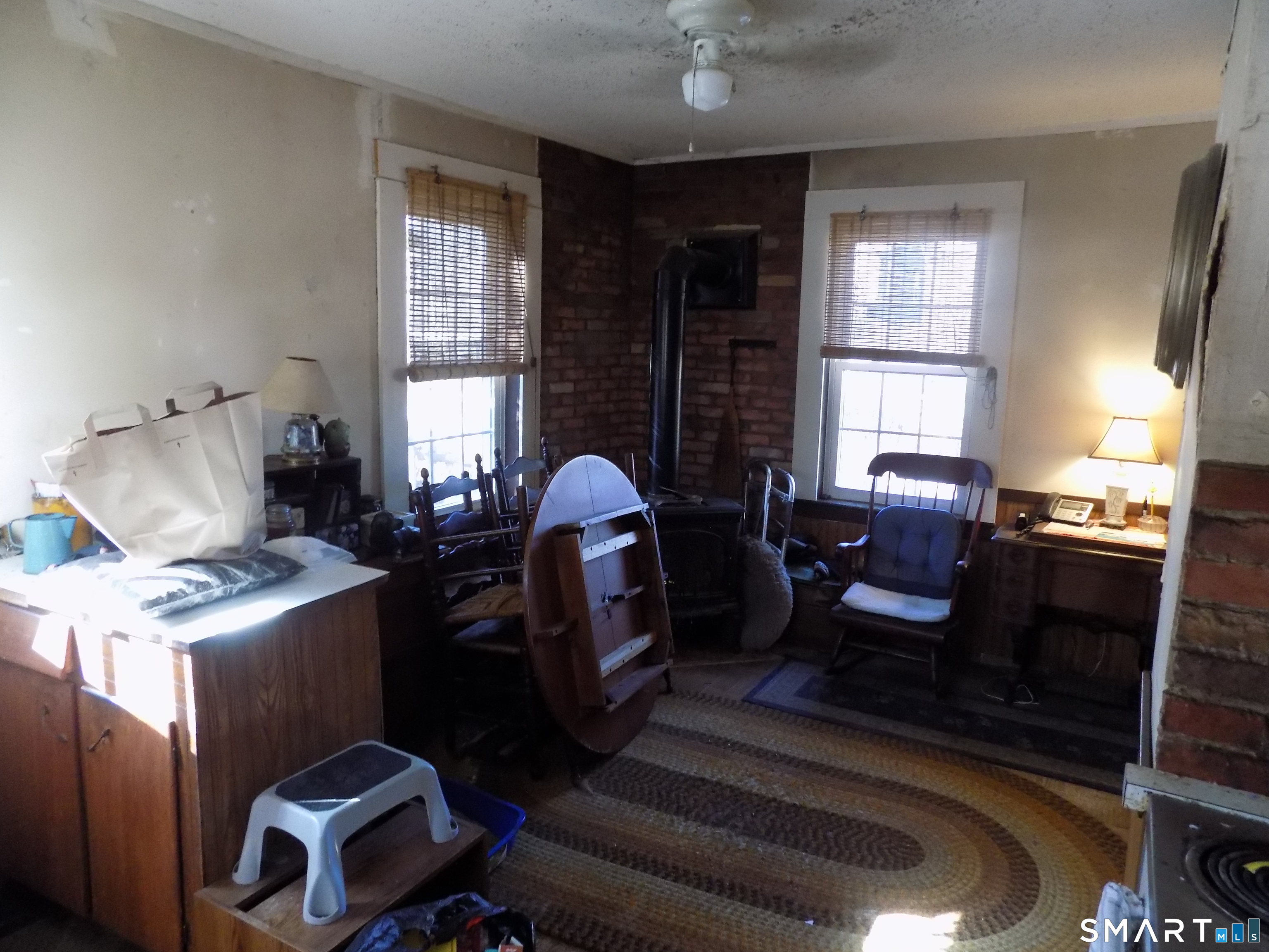 149 South Riverside Avenue Plymouth, CT 06781 - Photo 5 of 12 a living room with furniture