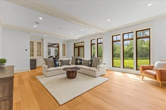 $4,999,000 | 235 Lower Sanborn Road, Stowe, VT 05672