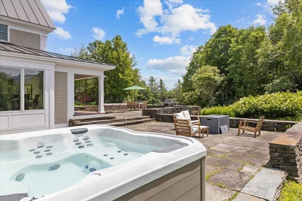 $4,999,000 | 235 Lower Sanborn Road, Stowe, VT 05672