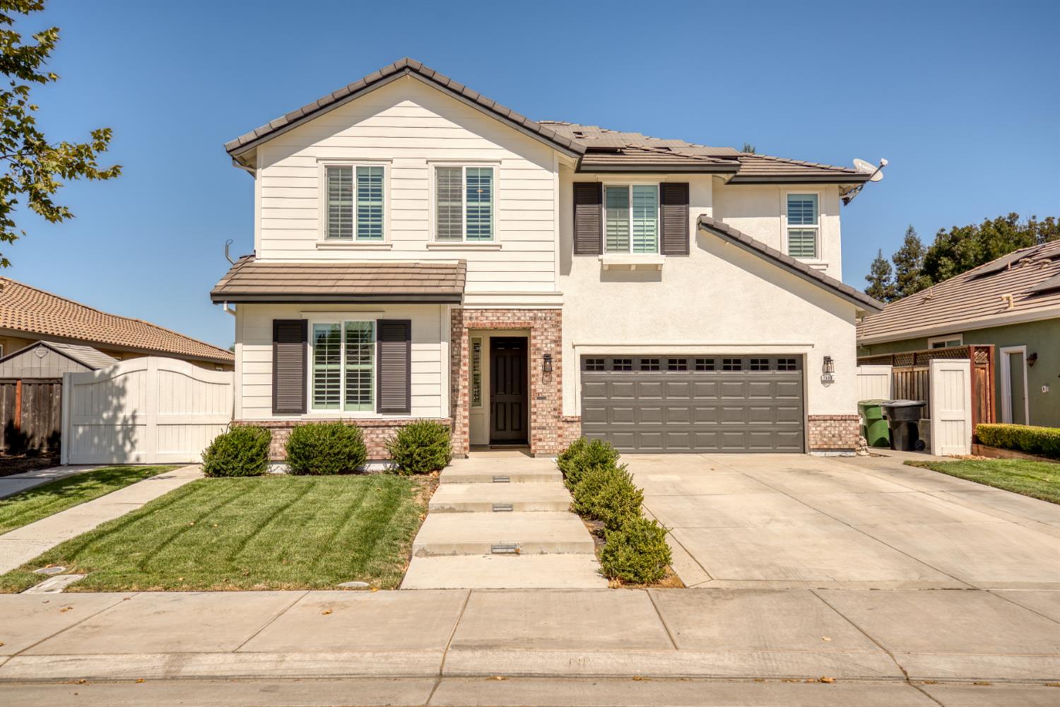 333 Franklin Lane Ripon, CA 95366 - Photo 3 of 59 Gallery Image 3