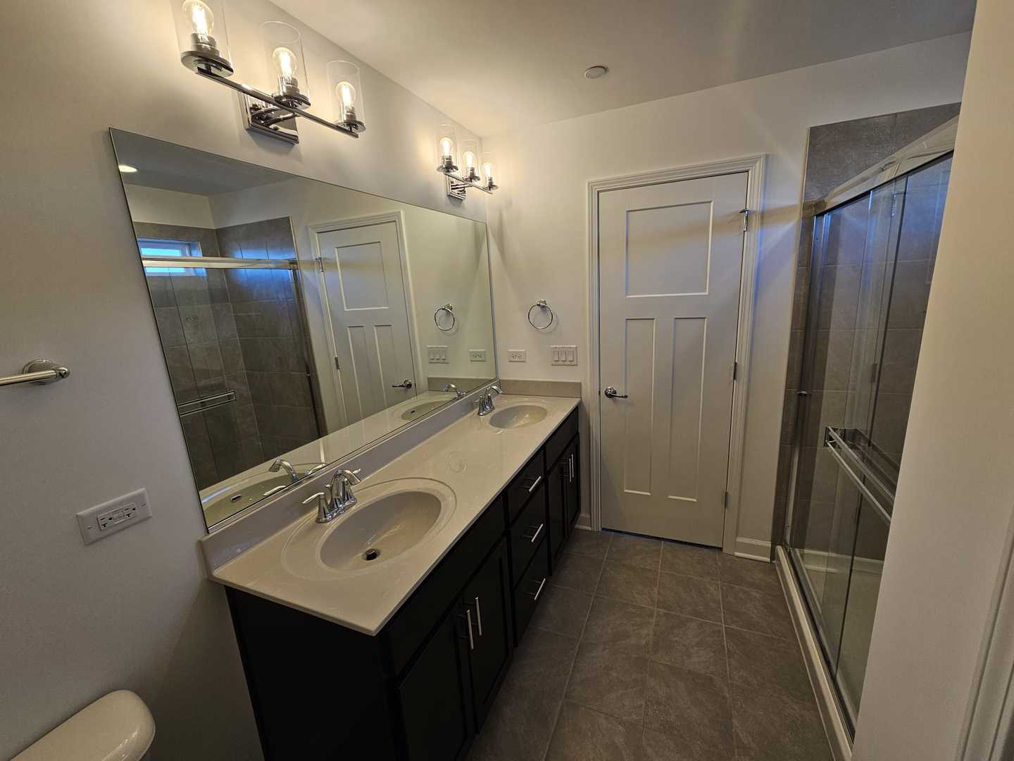 334 Masters Drive Addison, IL 60101 - Photo 10 of 25