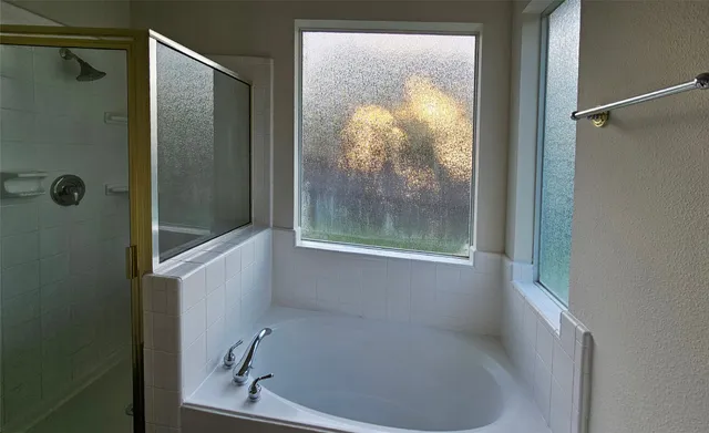 $2,600 | 2202 Cherry Hill Court, Richmond, TX 77469