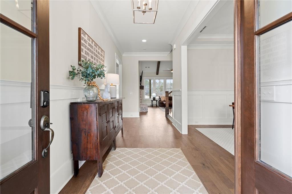 3809 Cochran Lake Road Marietta, GA 30062 - Photo 5 of 40 a hallway with a view of living room