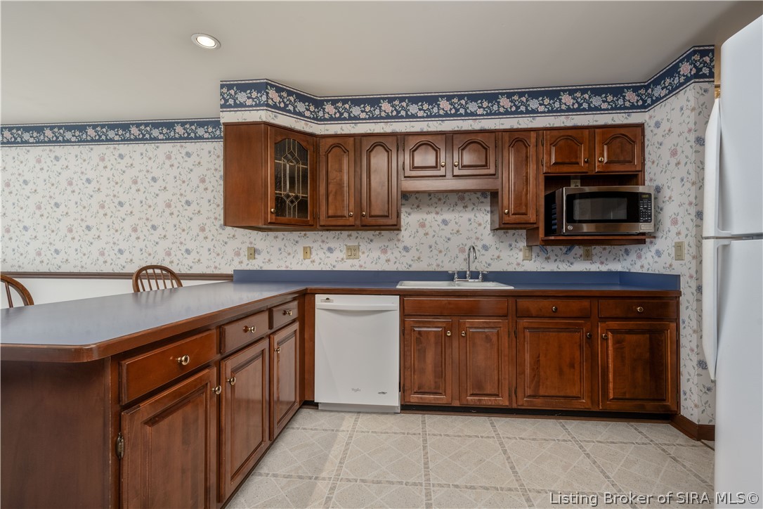 6009 Springcrest Drive Georgetown, IN 47122 - Photo 11 of 44