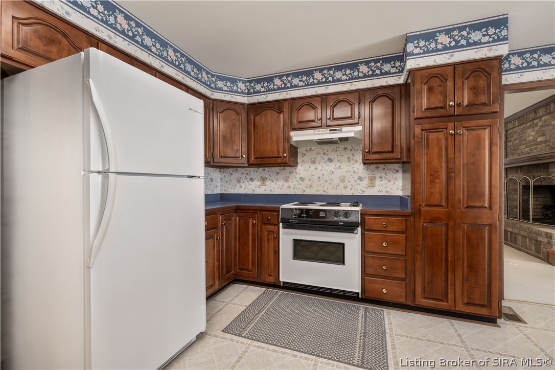 6009 Springcrest Drive Georgetown, IN 47122 - Photo 12 of 44