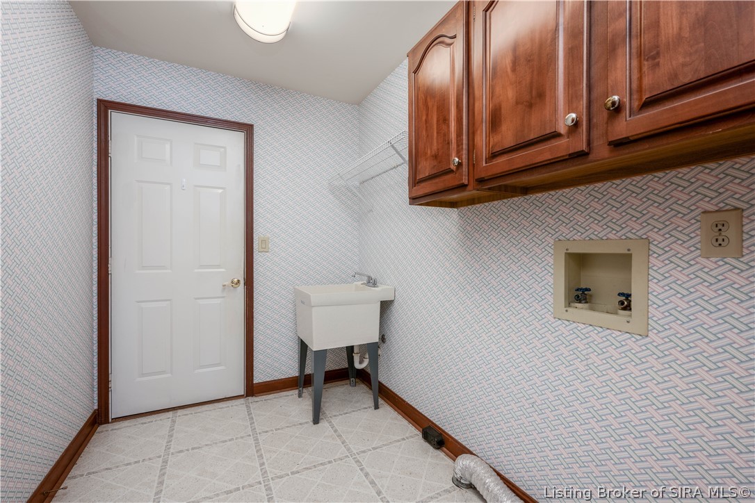 6009 Springcrest Drive Georgetown, IN 47122 - Photo 20 of 44