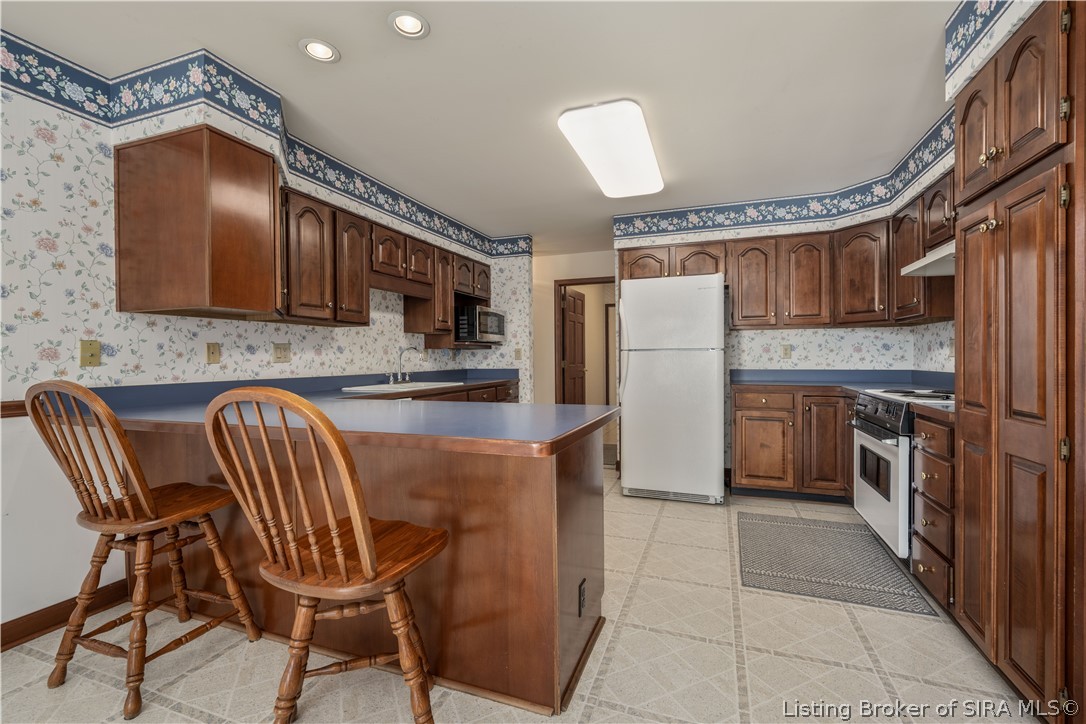 6009 Springcrest Drive Georgetown, IN 47122 - Photo 10 of 44