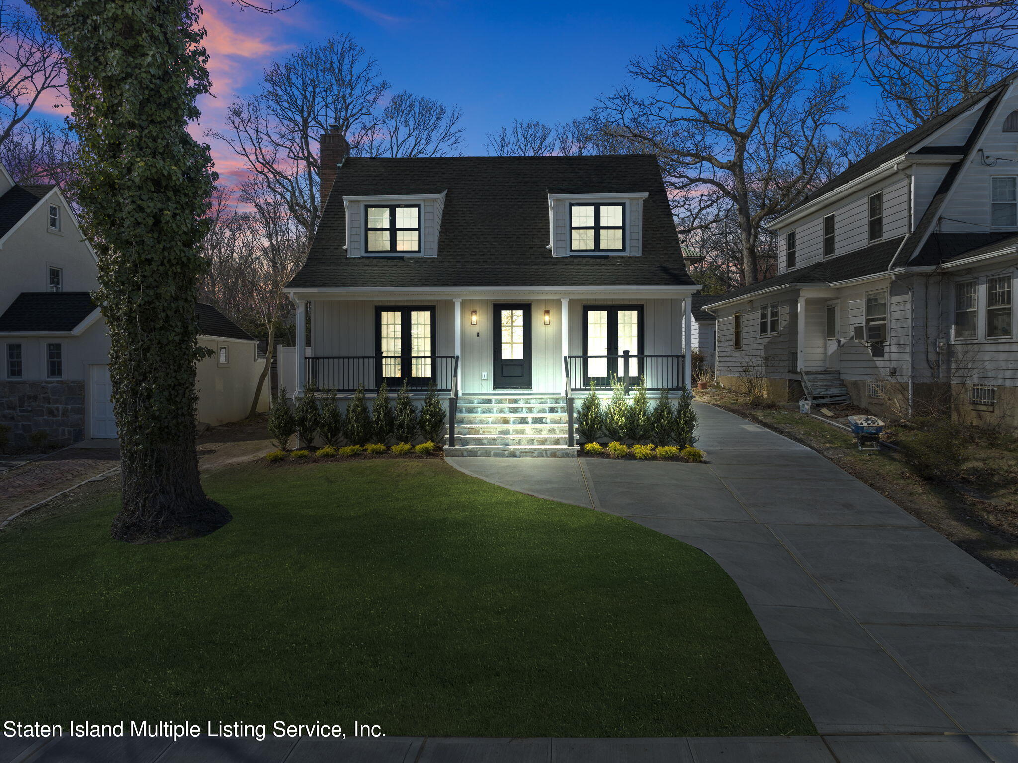8 Starlight Road Staten Island, NY 10301 - Photo 3 of 56 8 Starlight Dusk