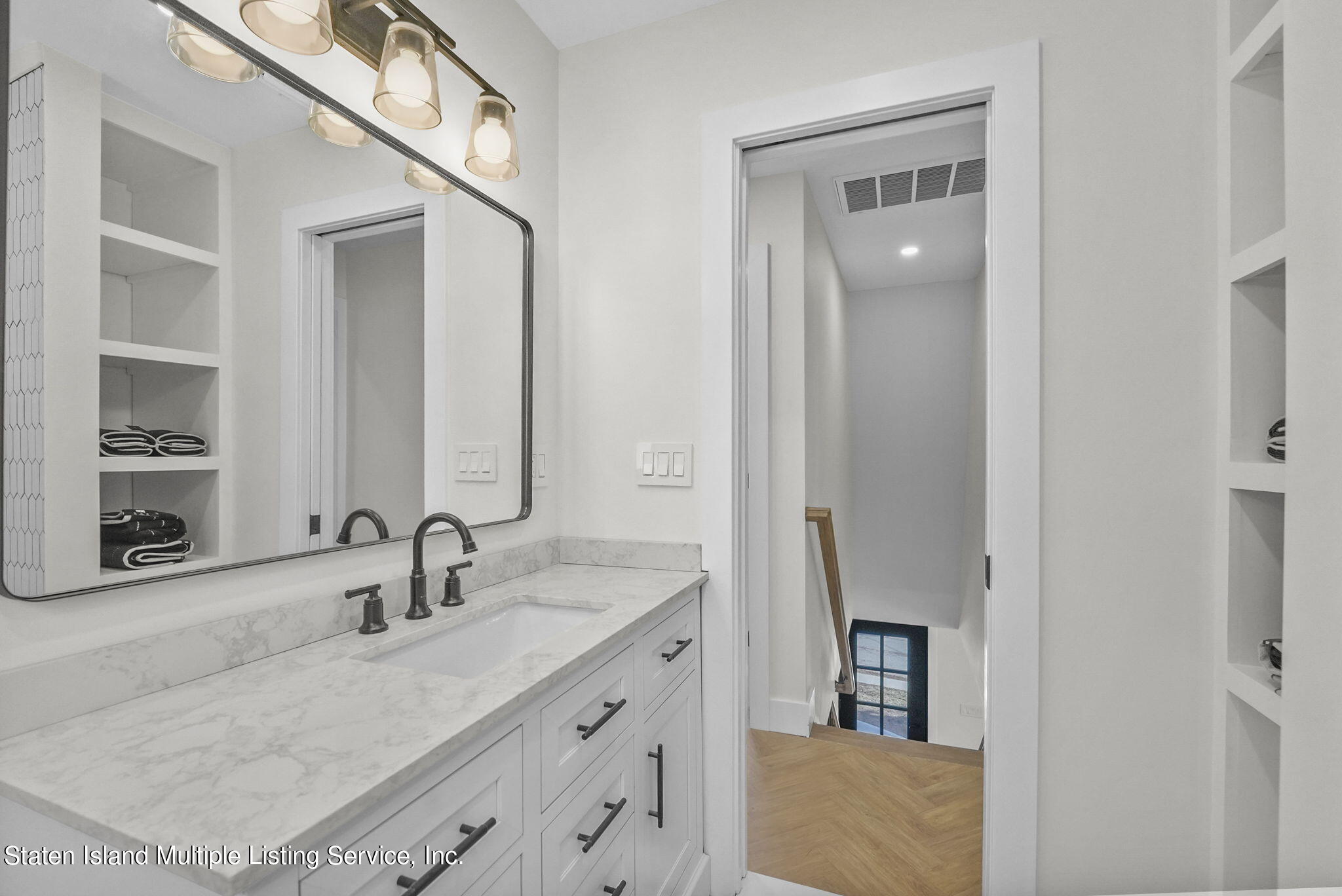 8 Starlight Road Staten Island, NY 10301 - Photo 32 of 56 Bath 2
