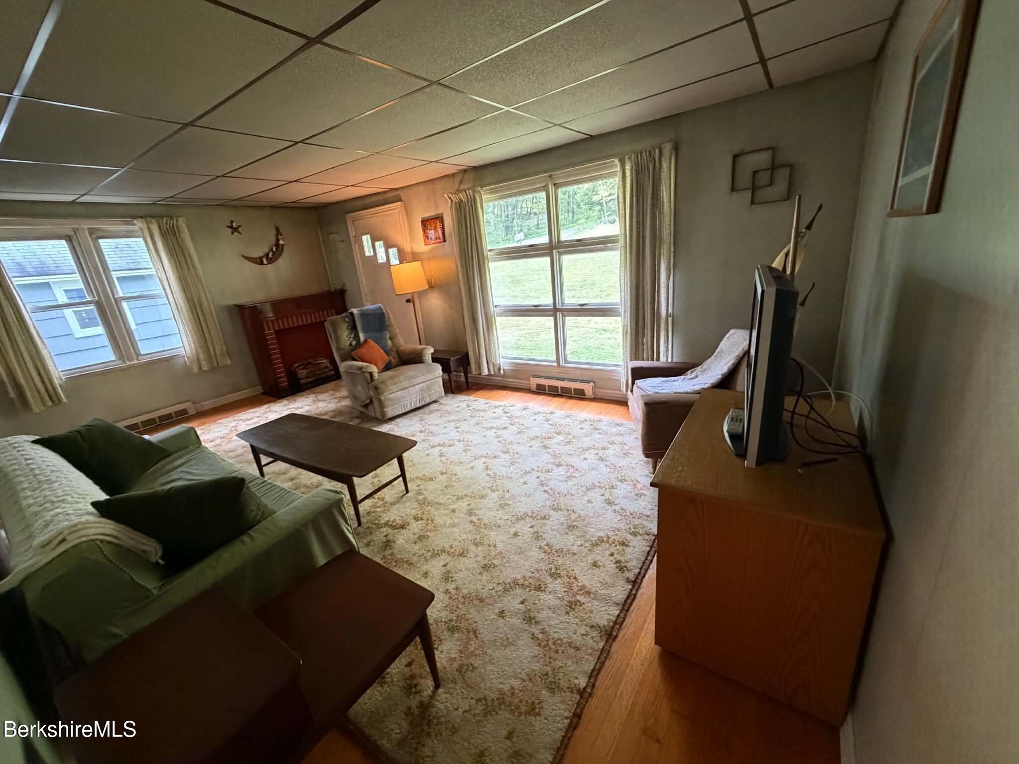 304 Chapel Road Savoy, MA 01256 - Photo 11 of 27 Living Room