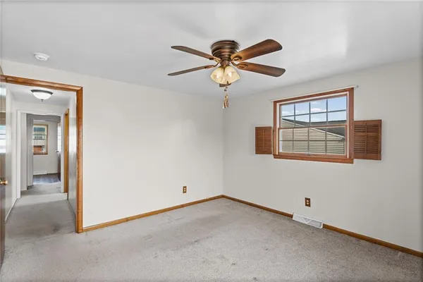 $325,000 | 213 Winslow Drive, Oakdale, PA 15071