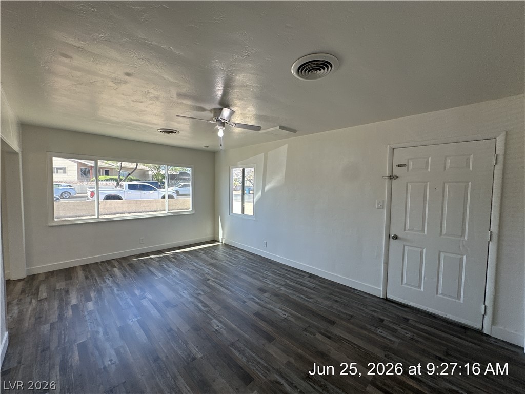 148 West Victory Road Henderson, NV 89015 - Photo 3 of 34