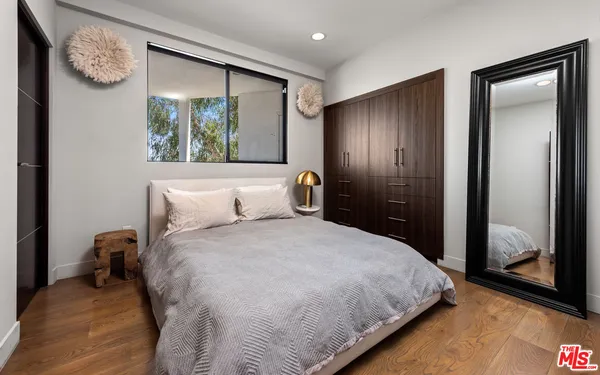 a view of a bench in a patio