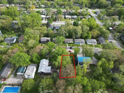 an aerial view of multiple house