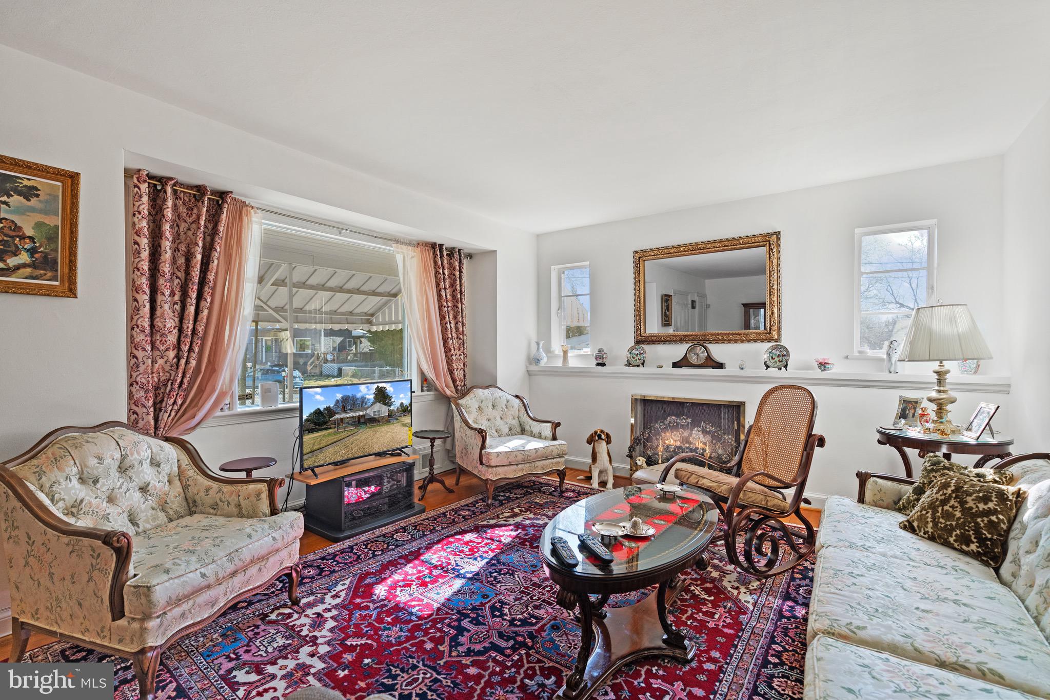 10302 Gardiner Avenue Silver Spring, MD 20902 - Photo 2 of 30 Gallery Image 2