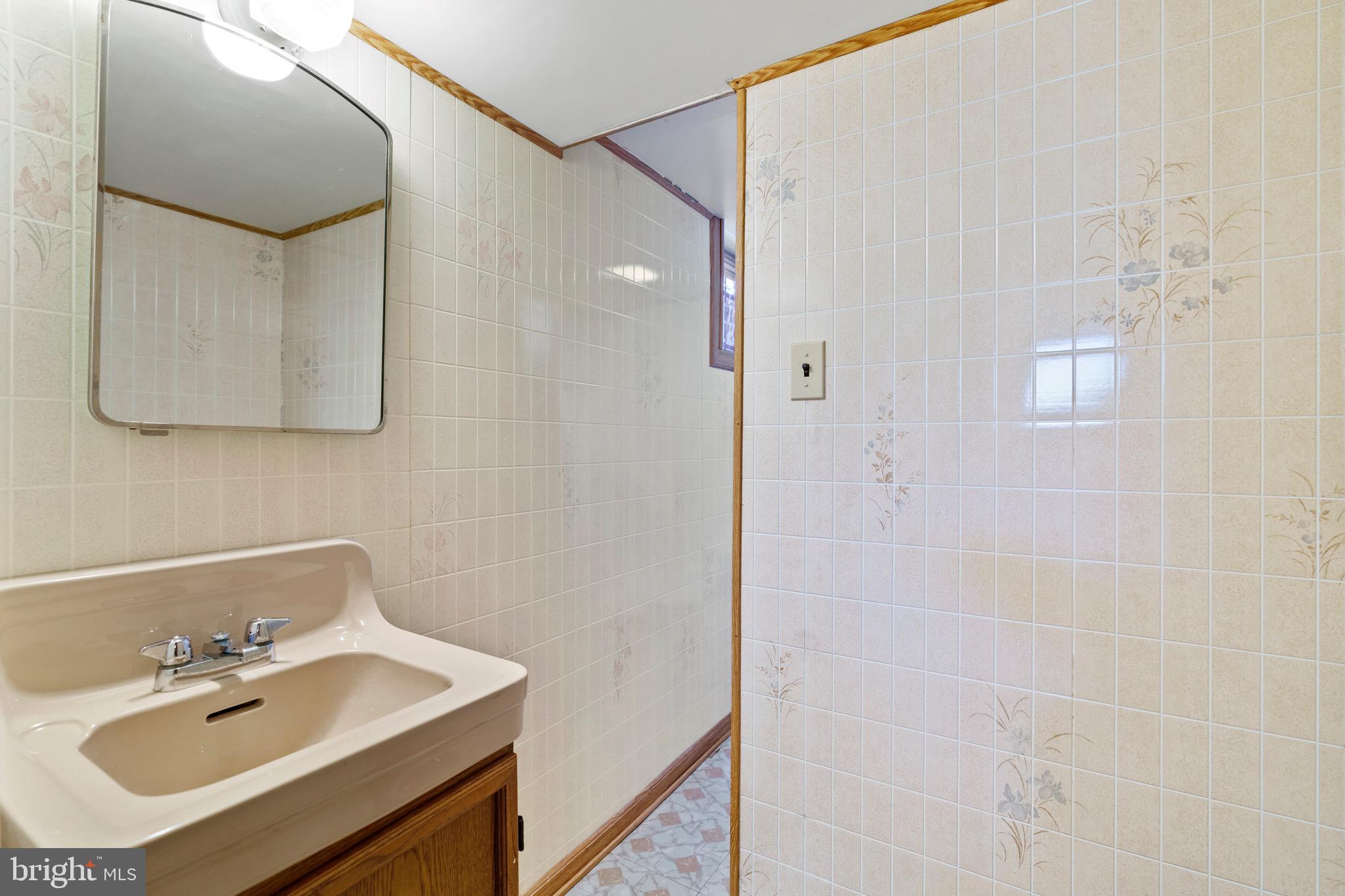 10302 Gardiner Avenue Silver Spring, MD 20902 - Photo 21 of 30 Gallery Image 21