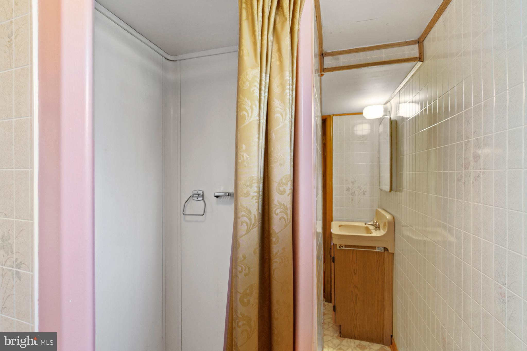 10302 Gardiner Avenue Silver Spring, MD 20902 - Photo 22 of 30 Gallery Image 22