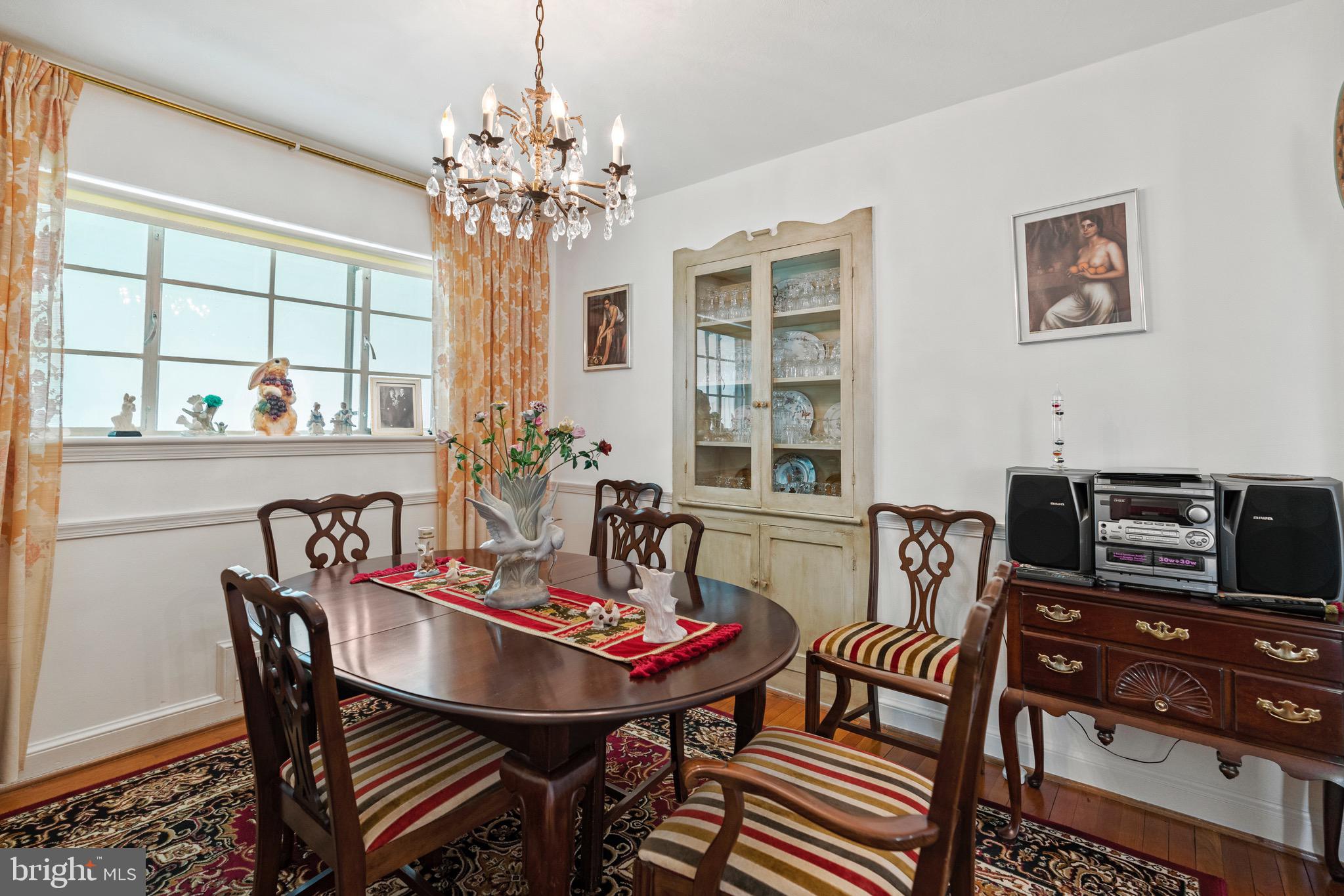 10302 Gardiner Avenue Silver Spring, MD 20902 - Photo 6 of 30 Gallery Image 6
