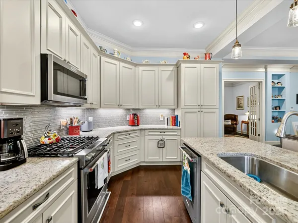 $560,000 | 2006 Laney Pond Road, Matthews, NC 28104