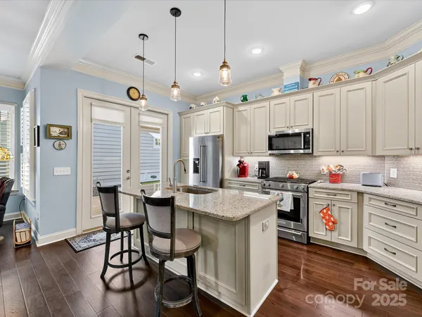 $560,000 | 2006 Laney Pond Road, Matthews, NC 28104