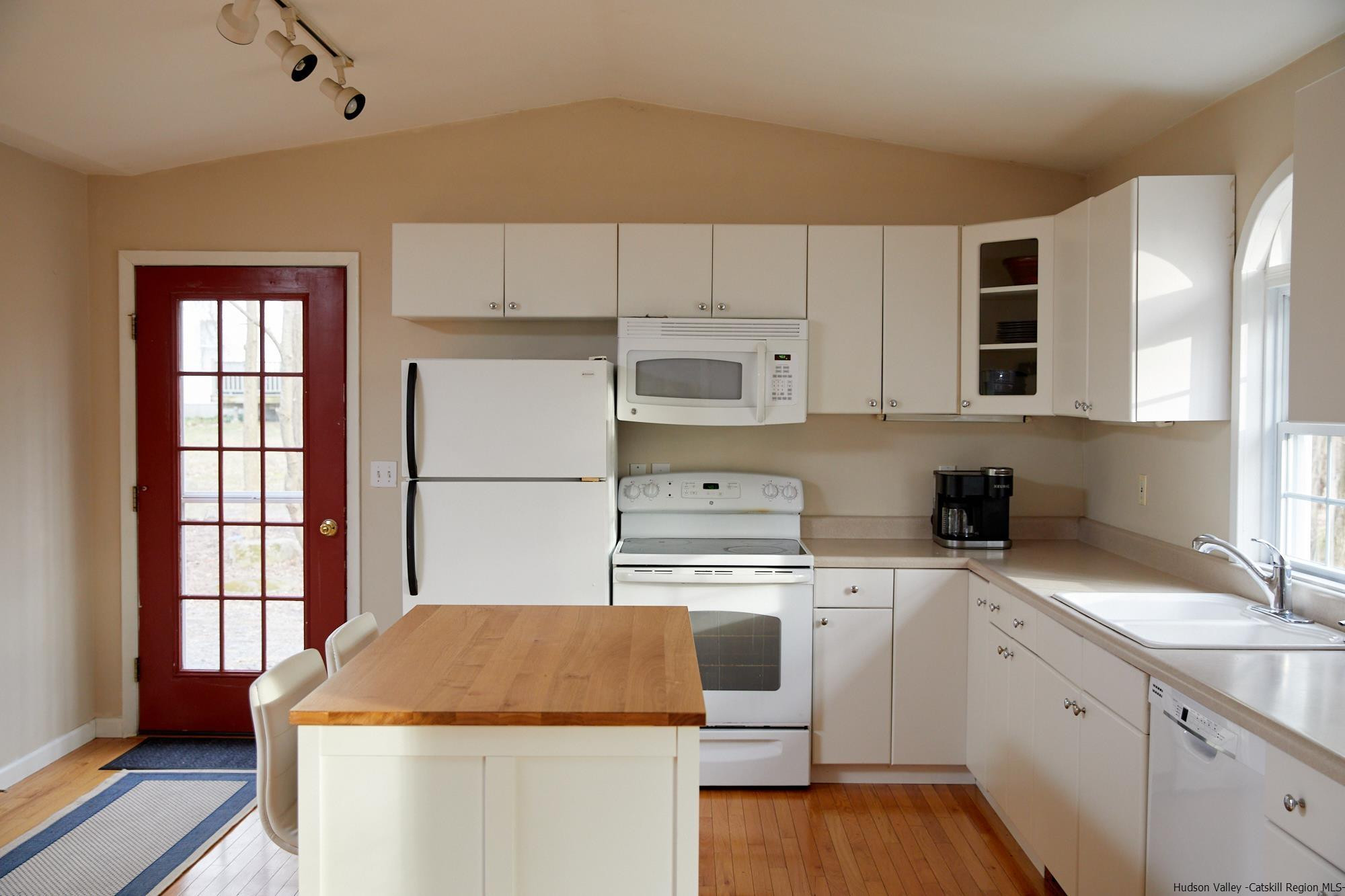 84 Jansen Road New Paltz, NY 12561 - Photo 7 of 31 Photo 8