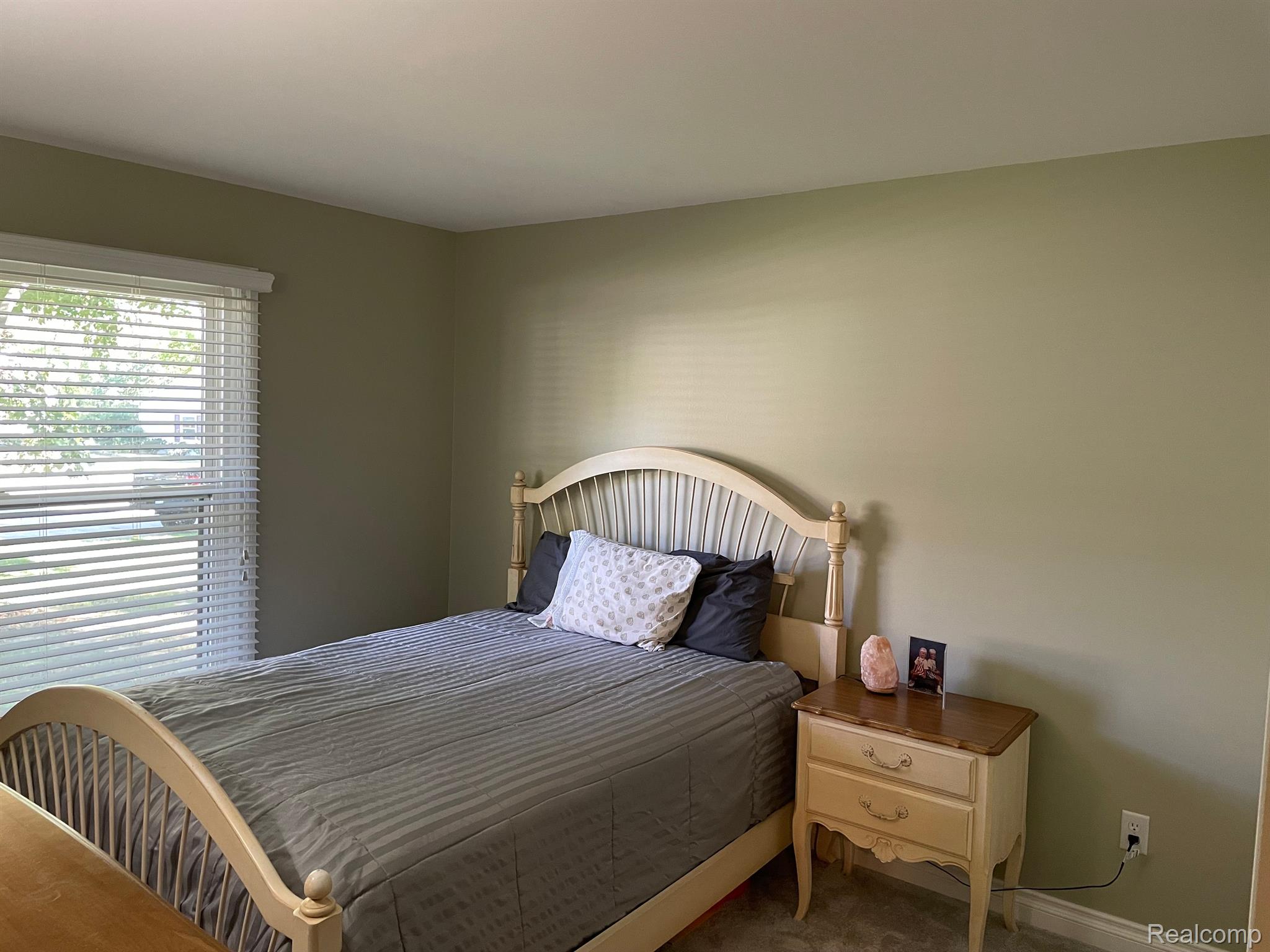 650 Lake Forest Road Rochester, MI 48309 - Photo 19 of 30 BEDROOM 2