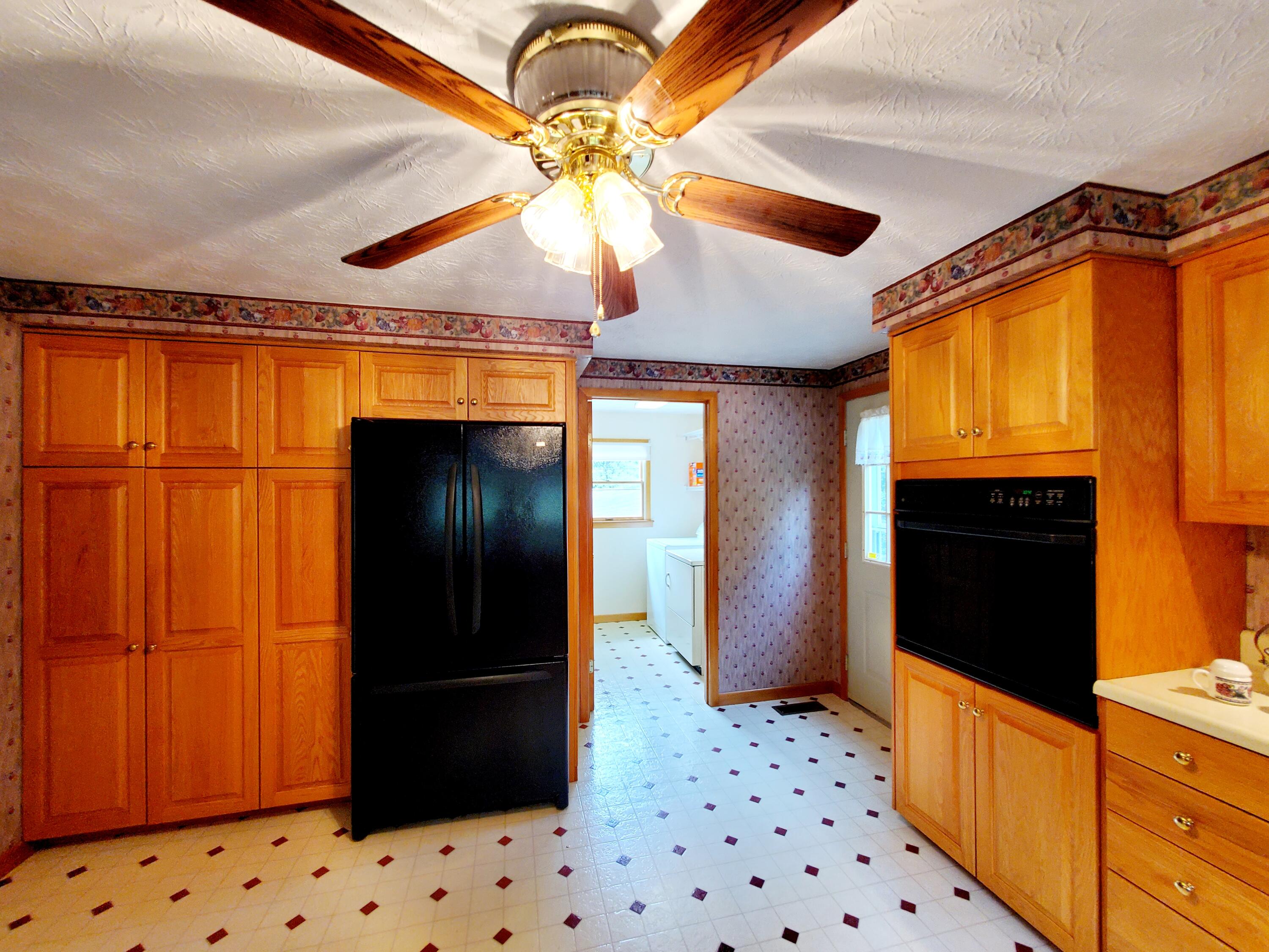 2425 Hartford Road Cosby, TN 37722 - Photo 16 of 70 20220924_141739