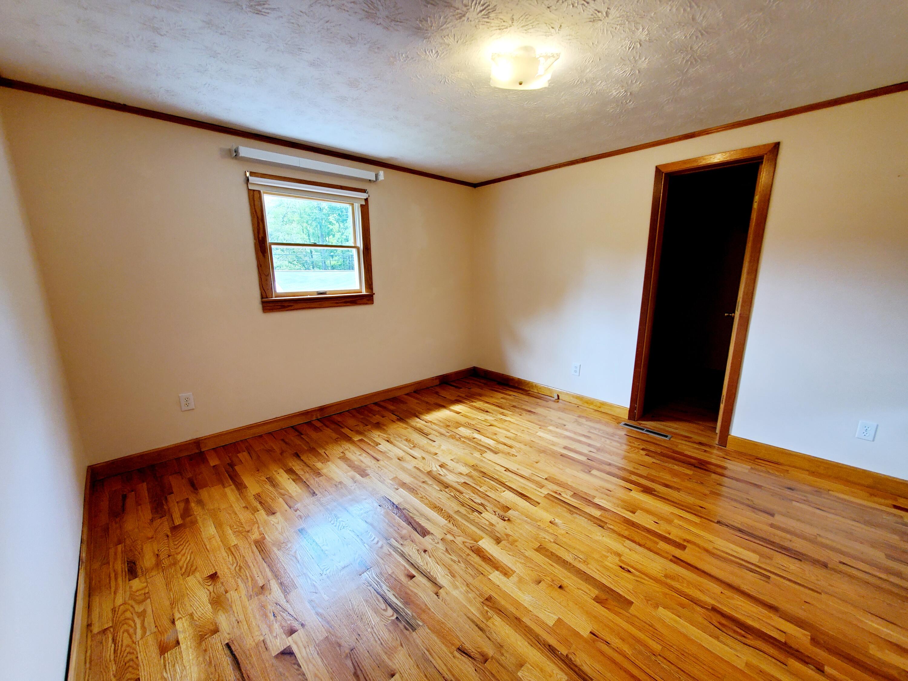2425 Hartford Road Cosby, TN 37722 - Photo 27 of 70 20220924_141207
