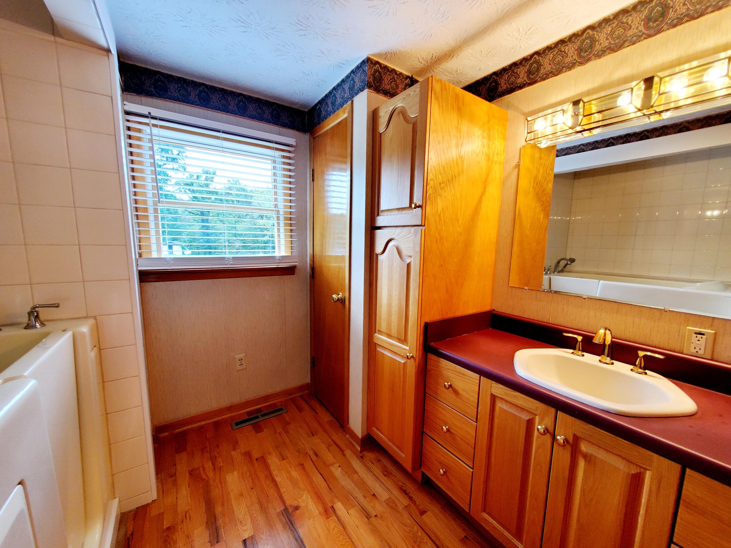 2425 Hartford Road Cosby, TN 37722 - Photo 30 of 70 20220924_141132