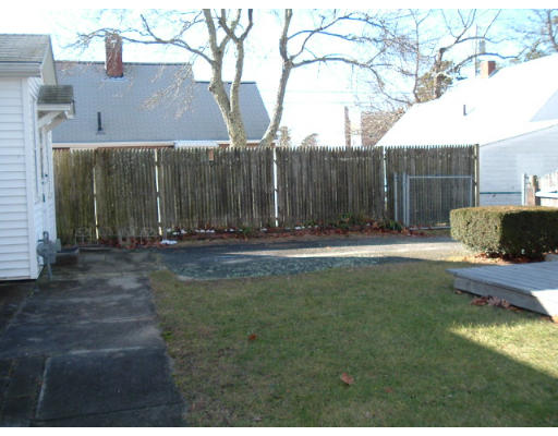 8 R Galavotti Avenue Wareham, MA 02571 - Photo 4 of 8 a view of a backyard