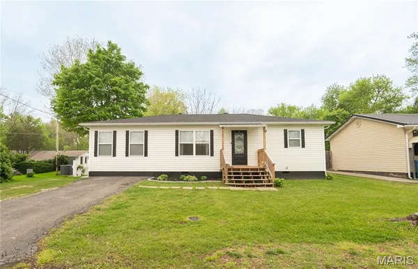 $149,900 | 101 Hopkins Drive, Bloomfield, MO 63825