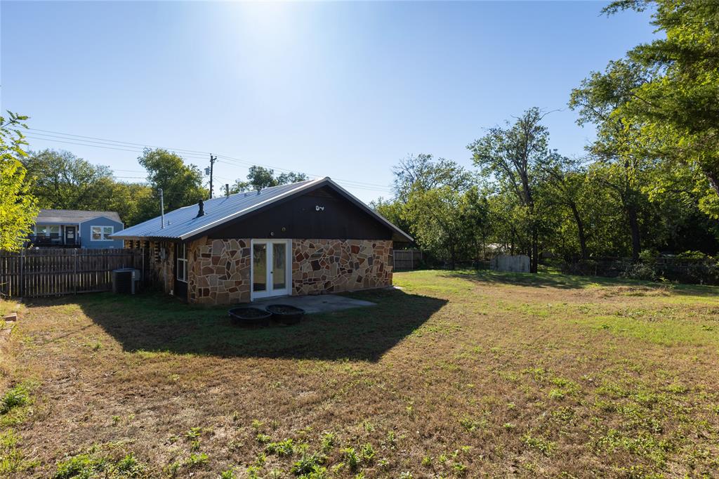 709 North Rusk Street Weatherford, TX 76086 - Photo 25 of 31 Gallery Image 25